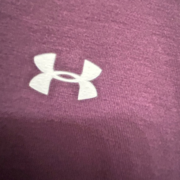 Women’s XXL Under Armour top - Picture 2 of 4